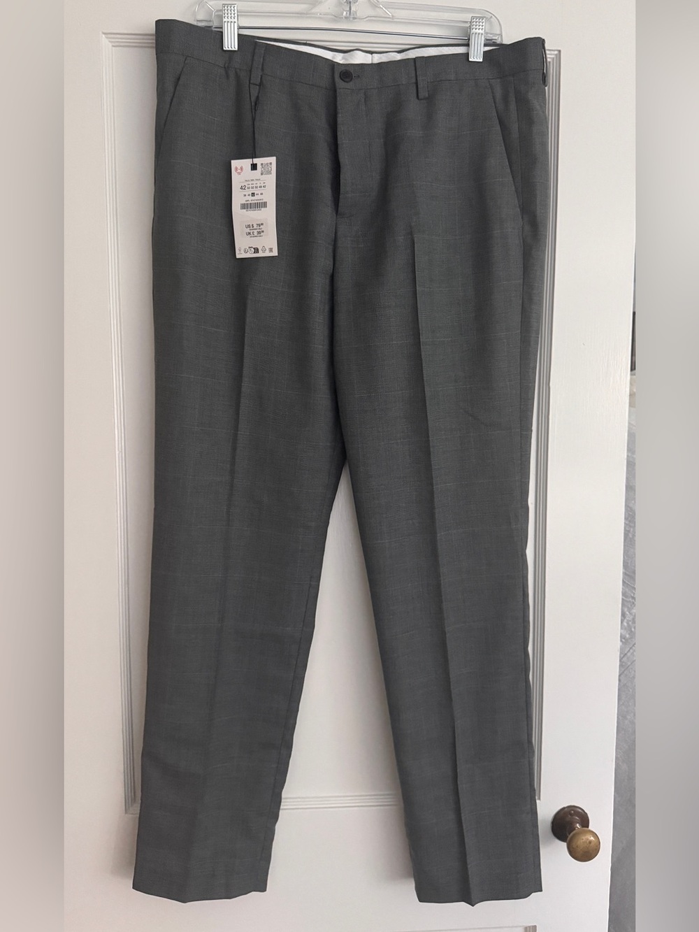 Zara Men's Gray Dress Pants - Subtle Plaid Tailored Trousers